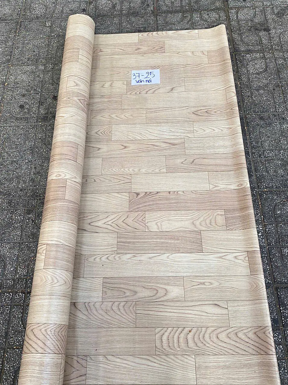 NHỰA ỐP TƯỜNG ỐP TRẦN MINH TUẤN