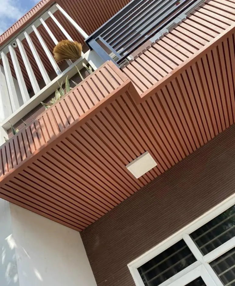 NHỰA ỐP TƯỜNG ỐP TRẦN MINH TUẤN